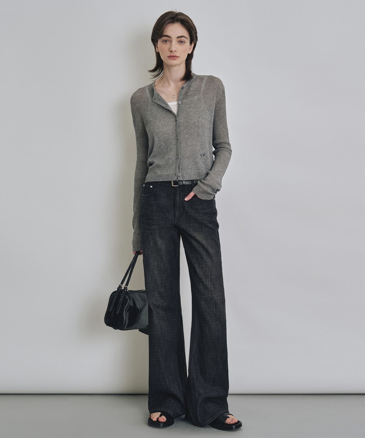 커스텀어클락 우먼(COSTUMEOCLOCK WOMAN) 린넨라이크 루즈핏 부츠컷 데님 팬츠 3 COLOR COWPT004