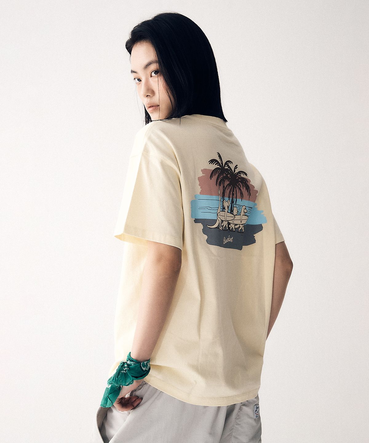 버킷(BUCKET) BCKT FRIENDS SURF BEACH T-SHIRT [LEMON]
