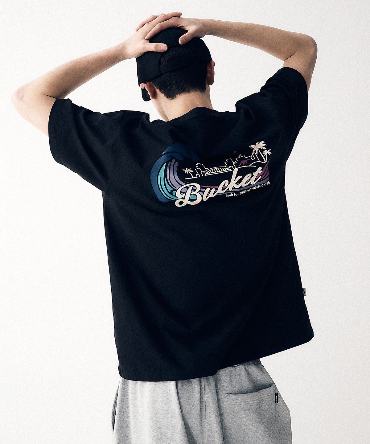 버킷(BUCKET) DAY&NIGHT T-SHIRT [BLACK]