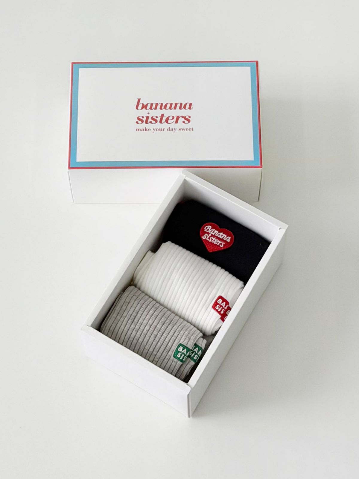 바나나시스터즈(BANANA SISTERS) [3PACK][선물세트] 마커 하츠 하트 크루삭스 양말 3족 세트