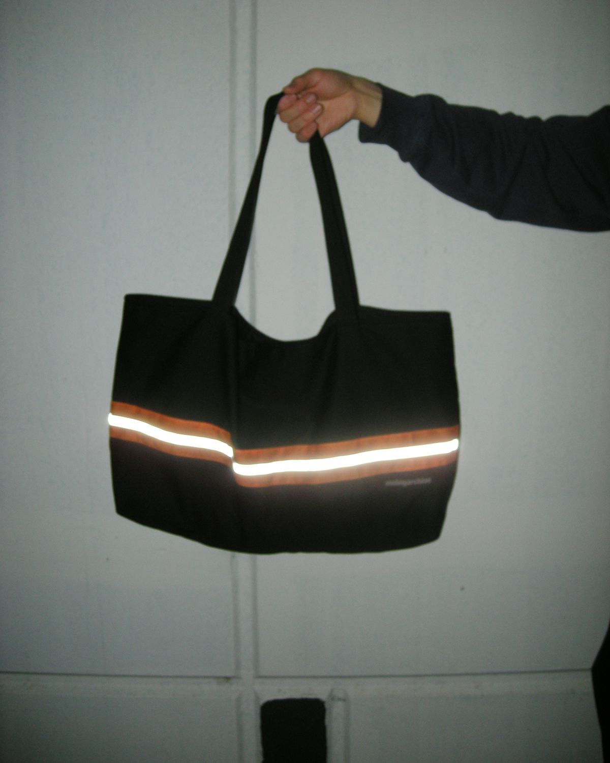 무비그아카이브(MUBIG.ARCHIVE) Reflective Tote Bag (Orange)