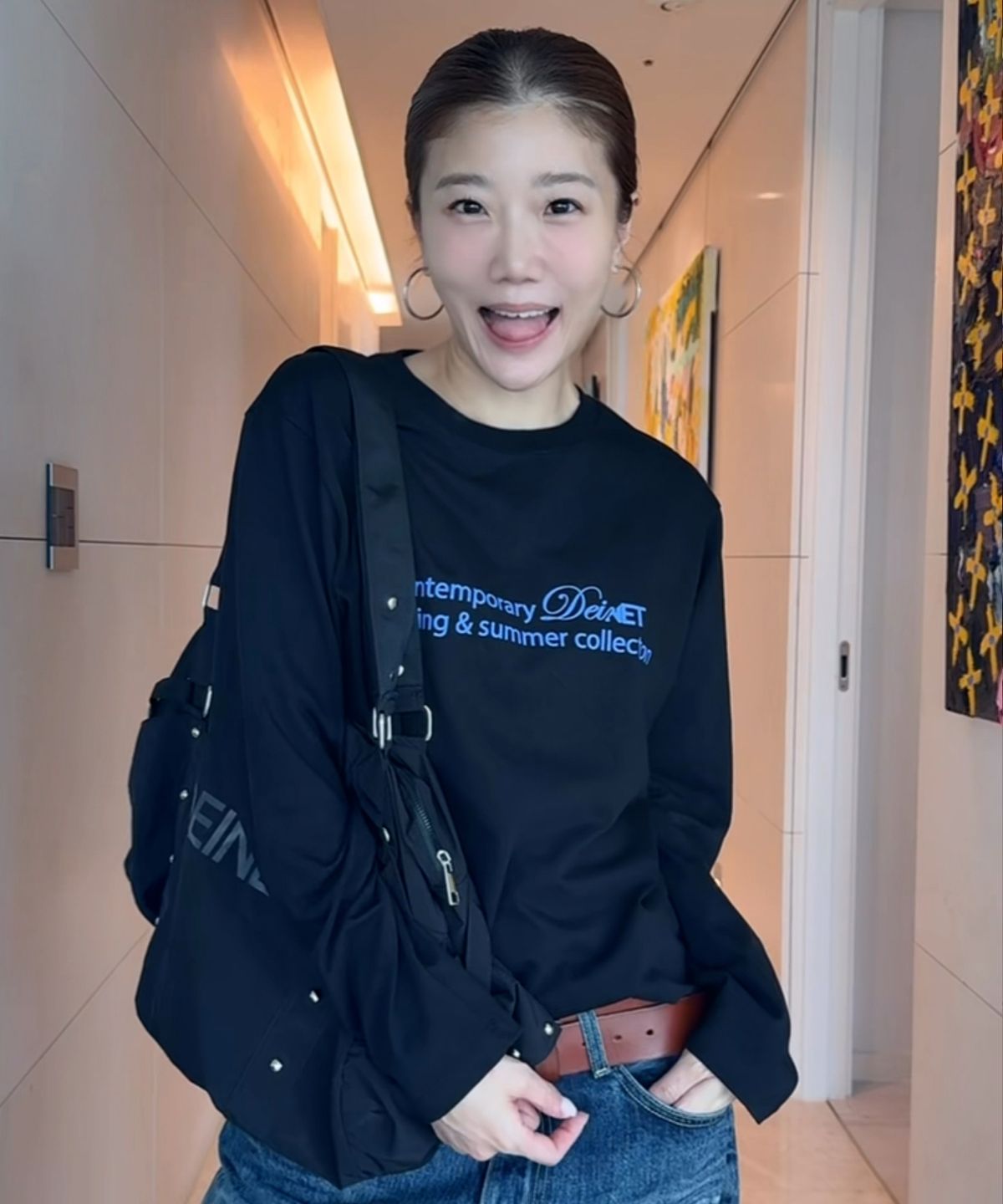 다이닛(DEINET) CONTEMPORARY LONG SLEEVE IN BLACK