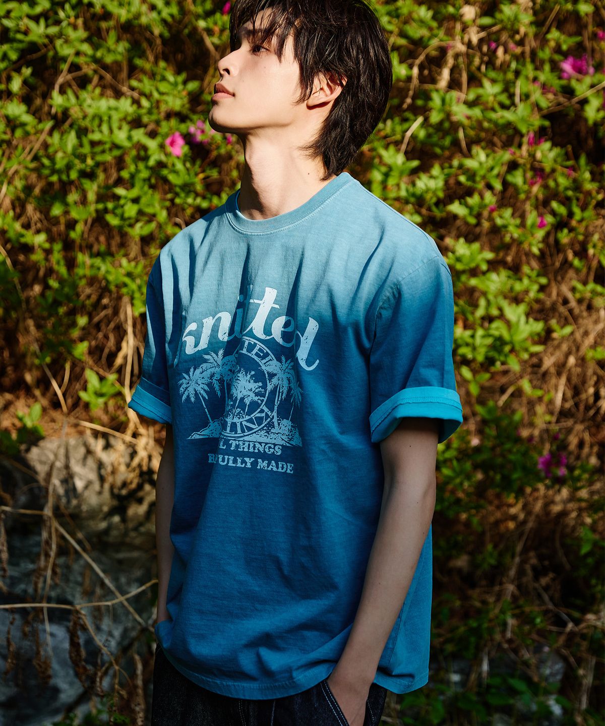 니티드(KNITTED) (UNISEX) 피그먼트 팜트리 그래픽 티셔츠 STONE BLUE