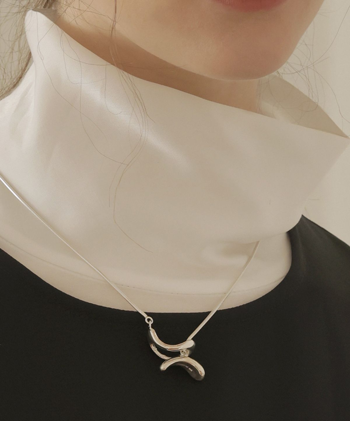 레인디어(REINDEER) ECLAT NECKLACE 01