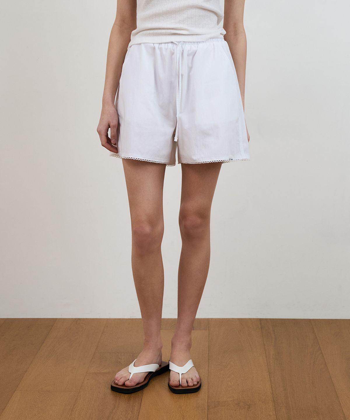 드헤베(DEHEVE) Lace Trim Summer Shorts [Ivory]