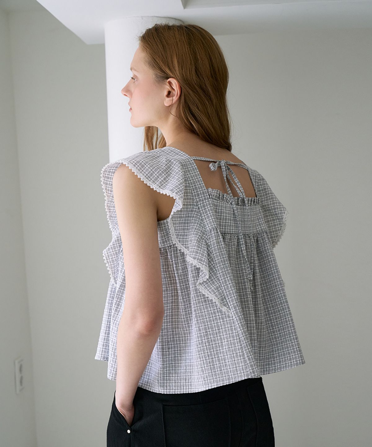 드헤베(DEHEVE) Check Ruffle Blouse [Ivory]