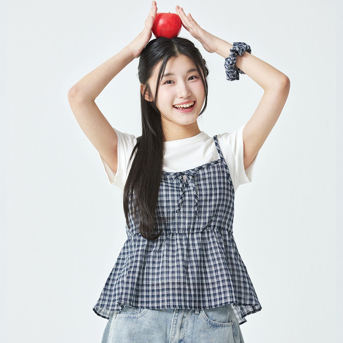 소이(SOIE) 스크런치체크뷔스티에블라우스(26M5652)