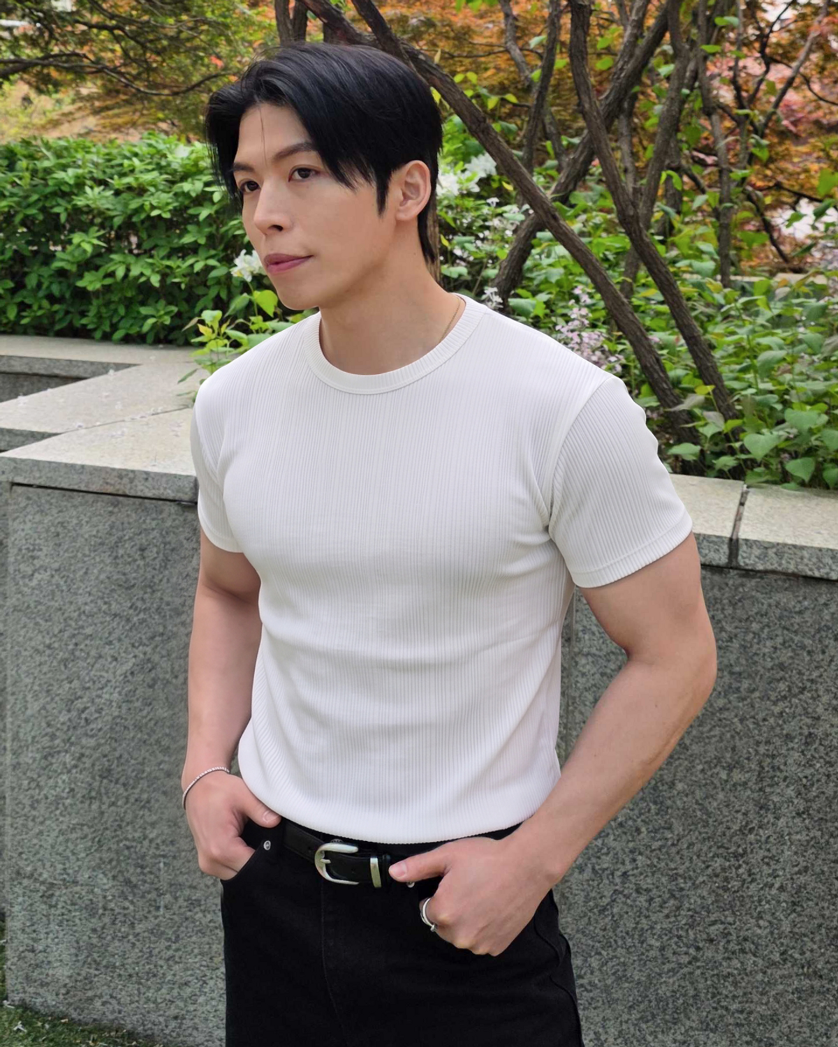에드리엘로스(ADLIELOS) 리브드 머슬핏 반팔 티셔츠 [화이트]