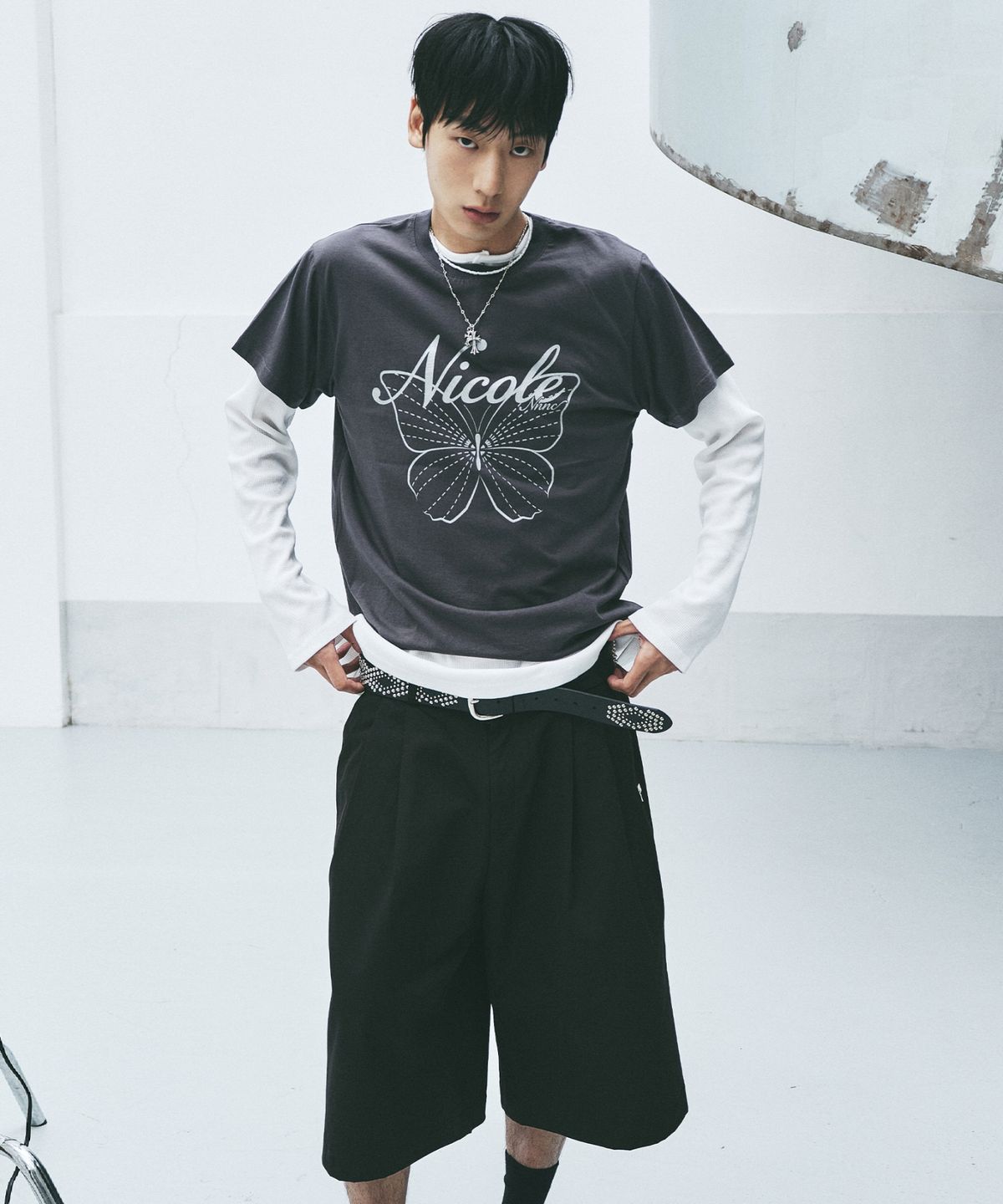 닉앤니콜(NICK&NICOLE) WIDE TWO-TUCK BERMUDA PANTS_BLACK