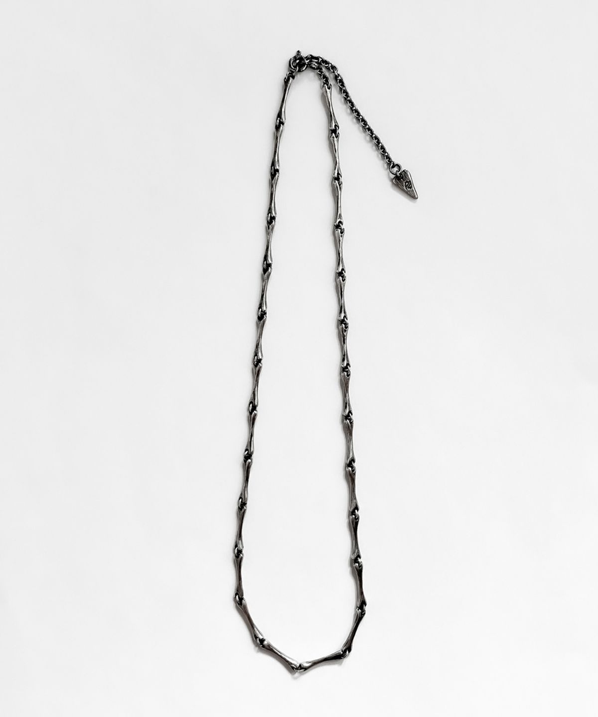 헤트(HAETT) bone chain necklace