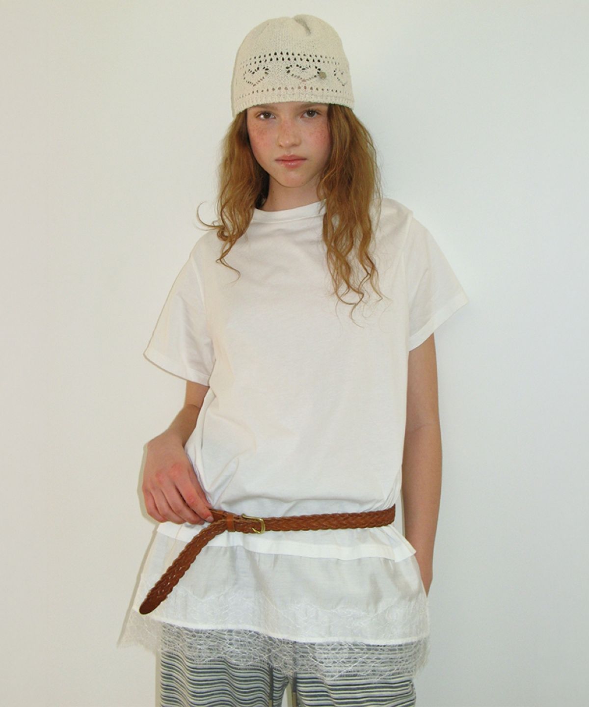 론론(RONRON) SATIN LACE LAYERED T SHIRT WHITE