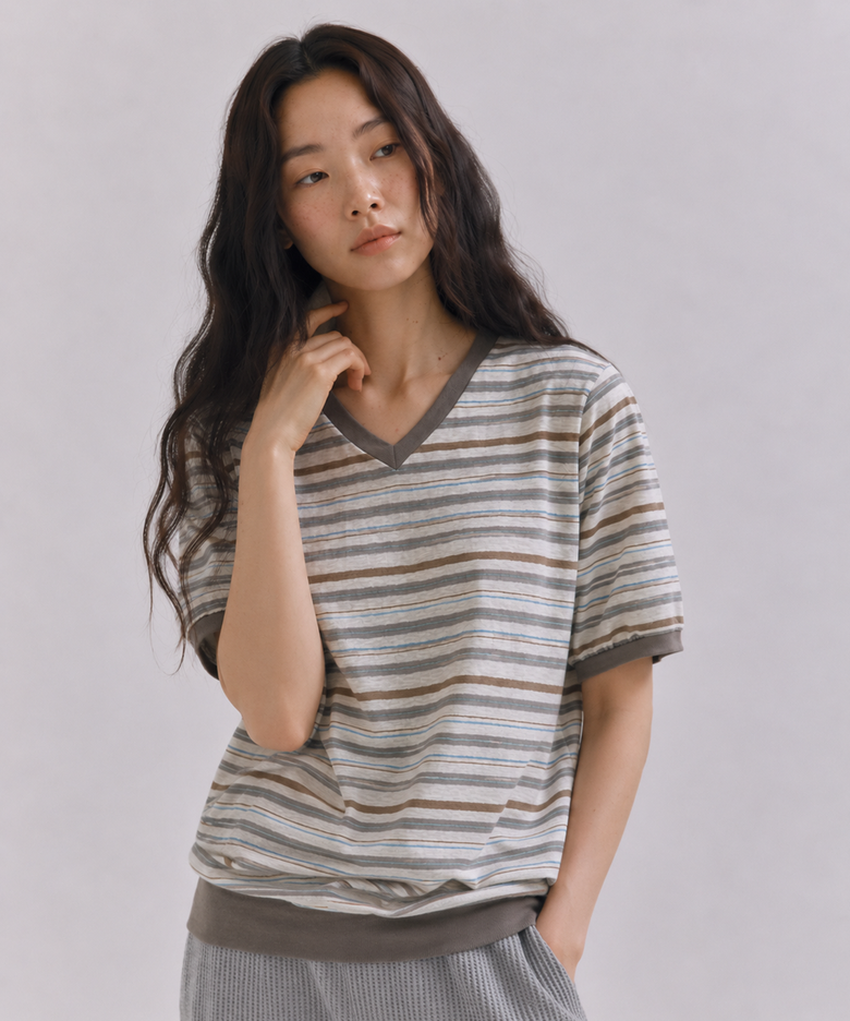 마일드 스트라이프 브이넥 반팔 풀오버 모카