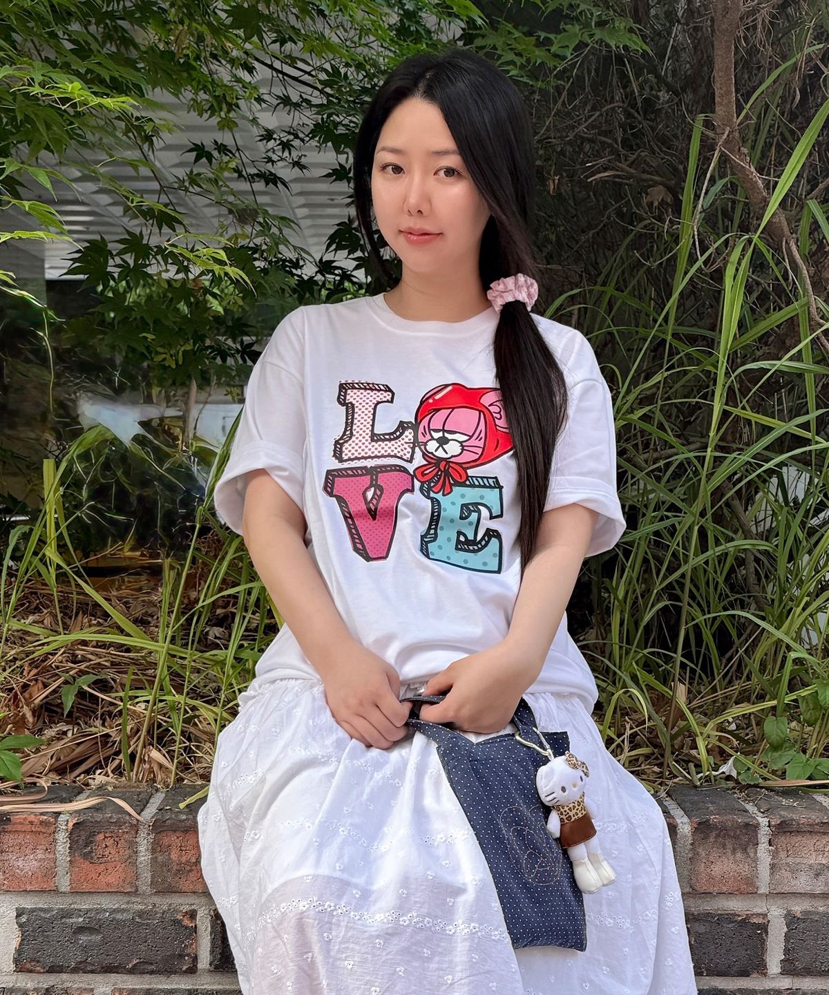 베르니(BERNI) 도트 하트 러브 반팔티 (화이트)