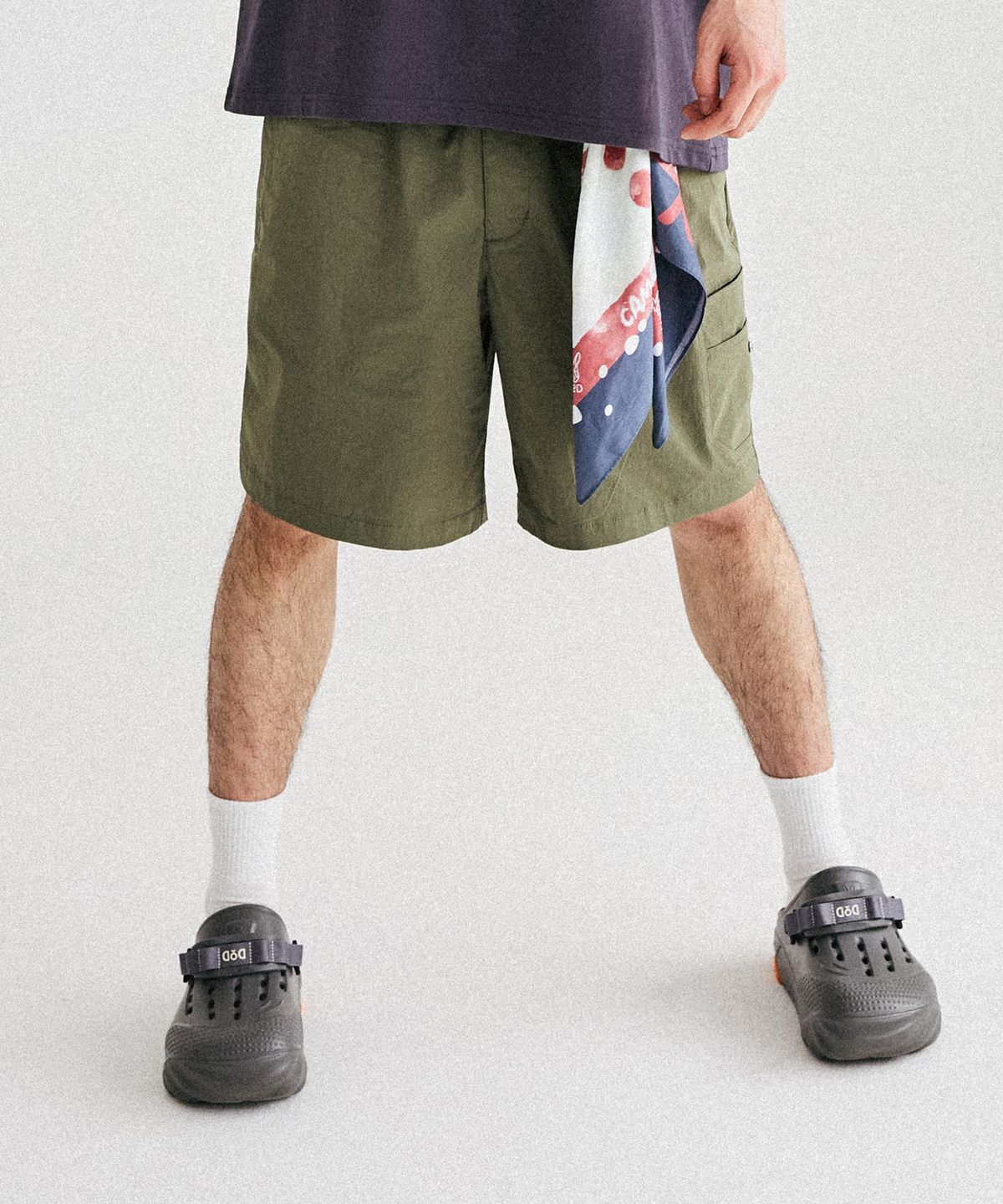 디오디(DOD) 스루스루 레귤러핏 반바지(KHAKI)