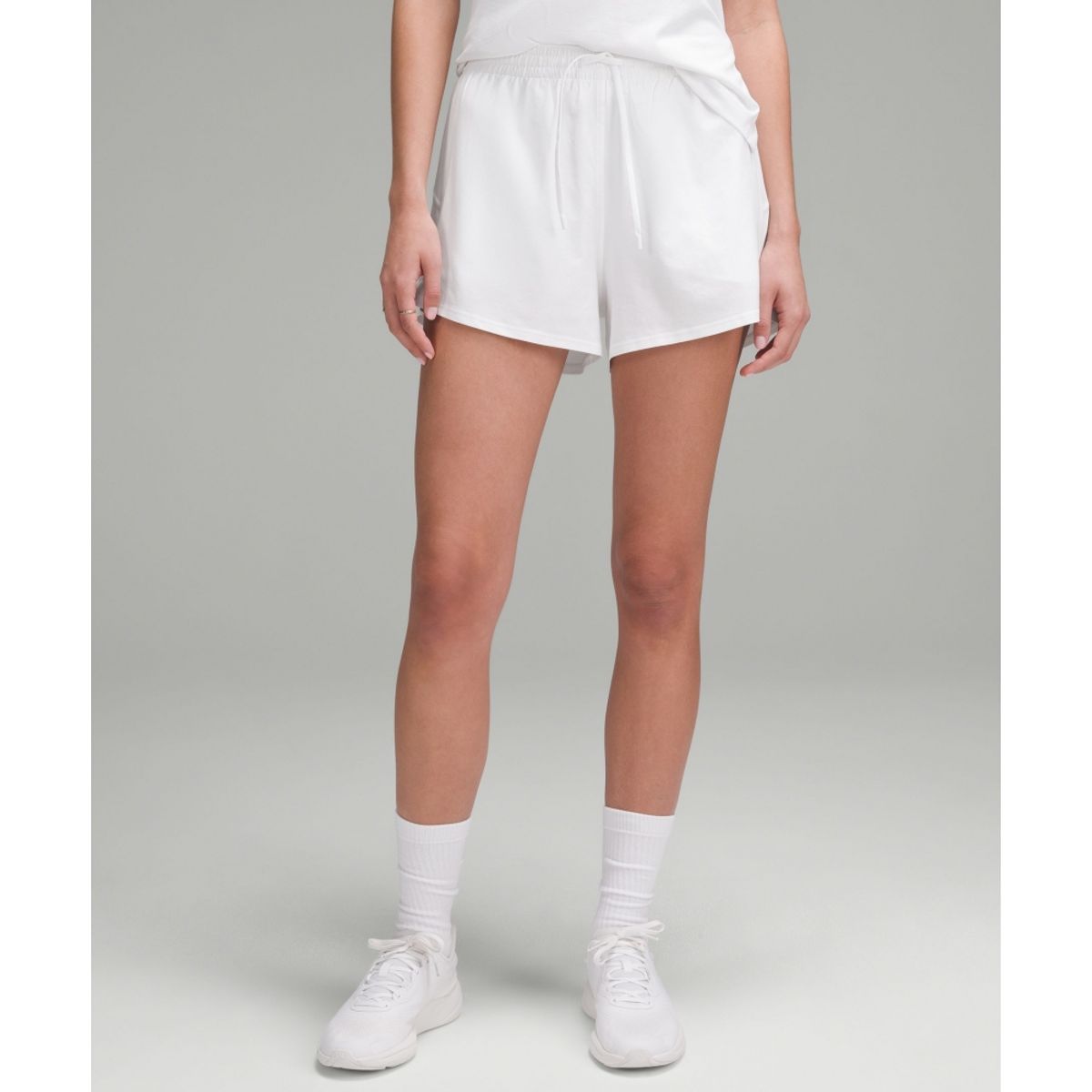 룰루레몬(LULULEMON) 코트 라이벌 하이라이즈 쇼츠 3inch  WHWH