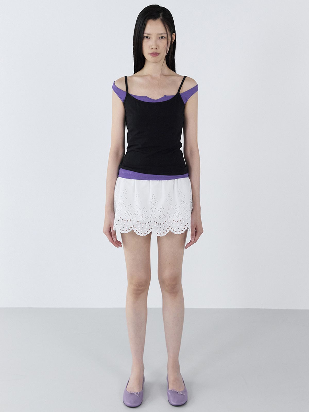 세릭(CERRIC) Eyelet Mini Skirt _ White