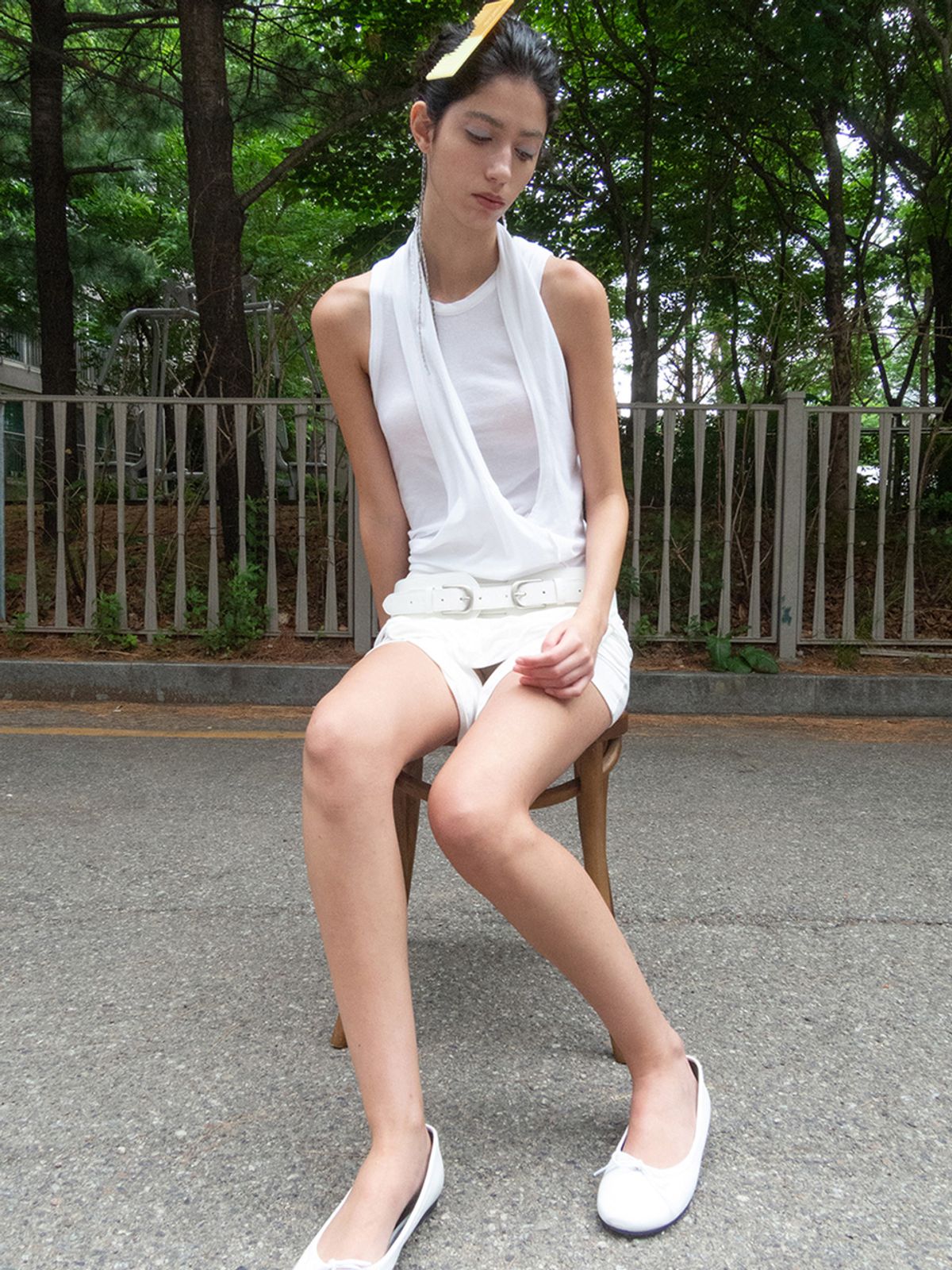 세릭(CERRIC) Unbalance Drop Sleeveless _ White