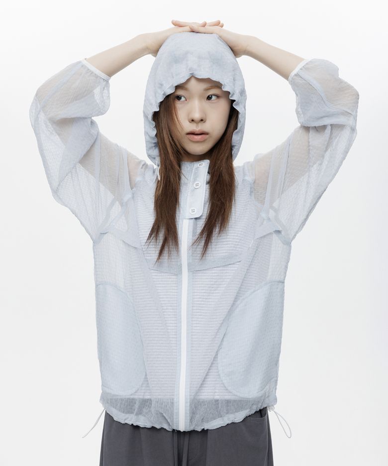 SHEER SOFT WINDBREAKER, SKY BLUE