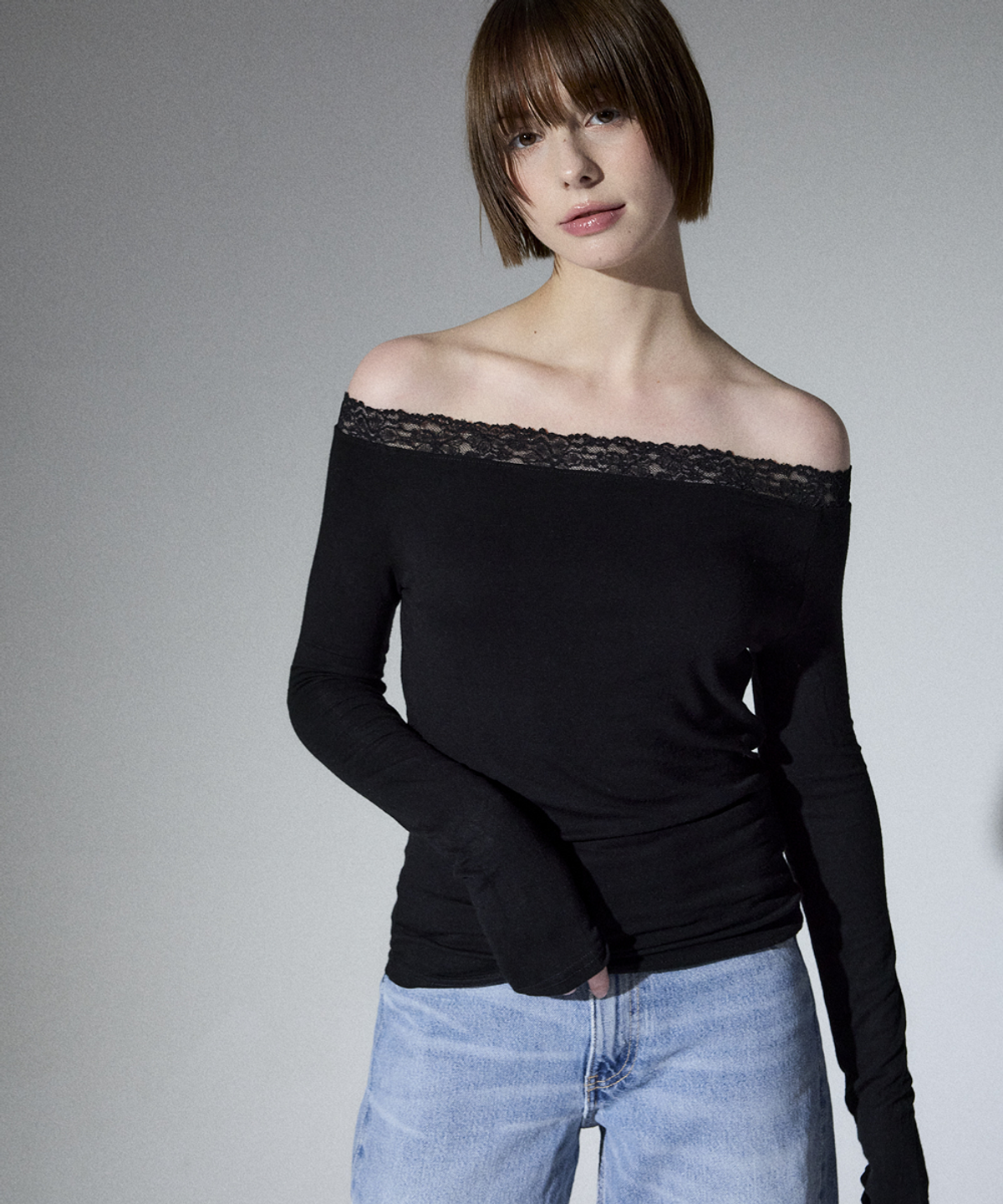 알리에나(ALIENAR) solid lace long sleeve(BK)