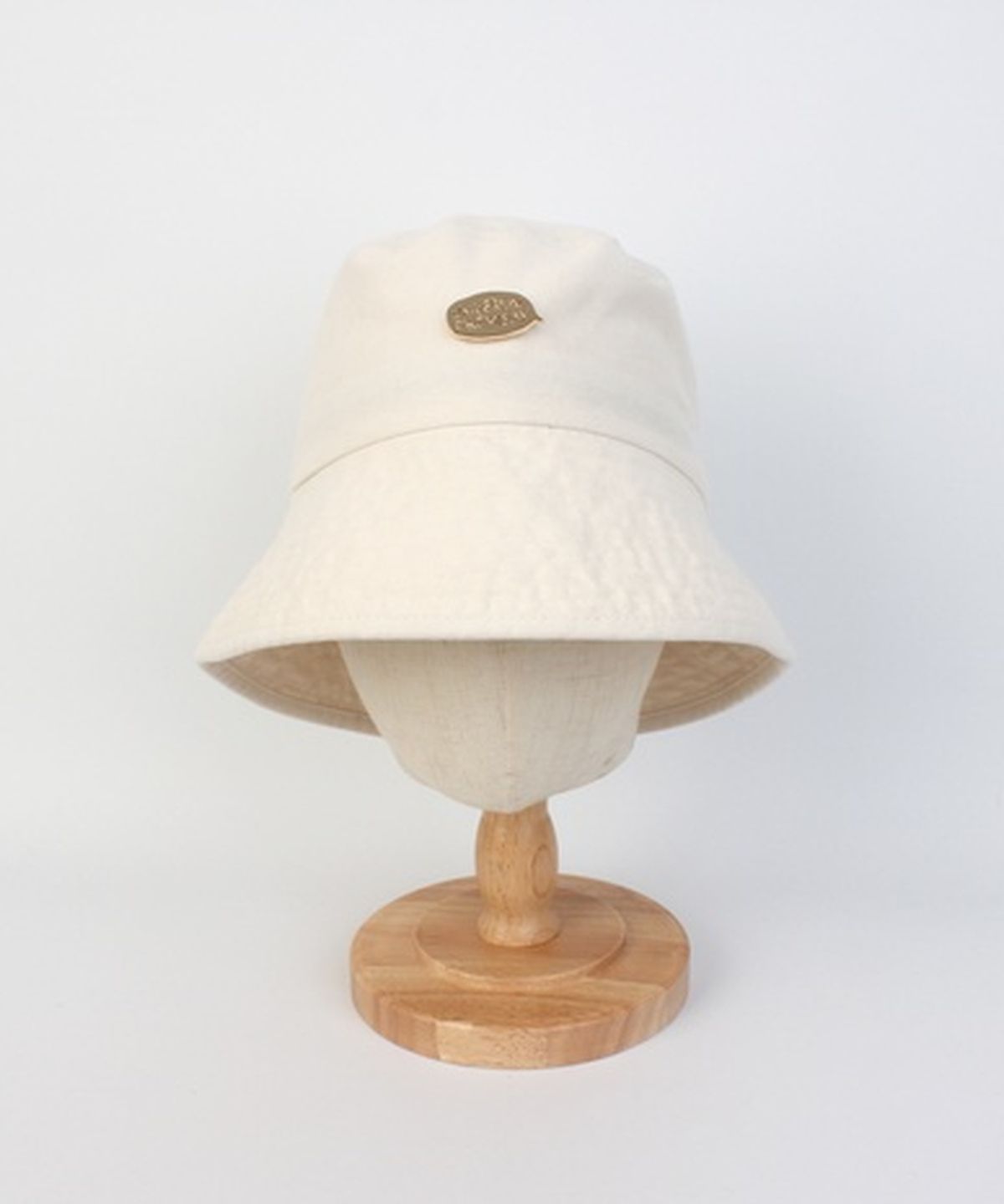 유니버셜 케미스트리(UNIVERSAL CHEMISTRY) Washing Ivory Overfit Bucket Hat 버킷햇
