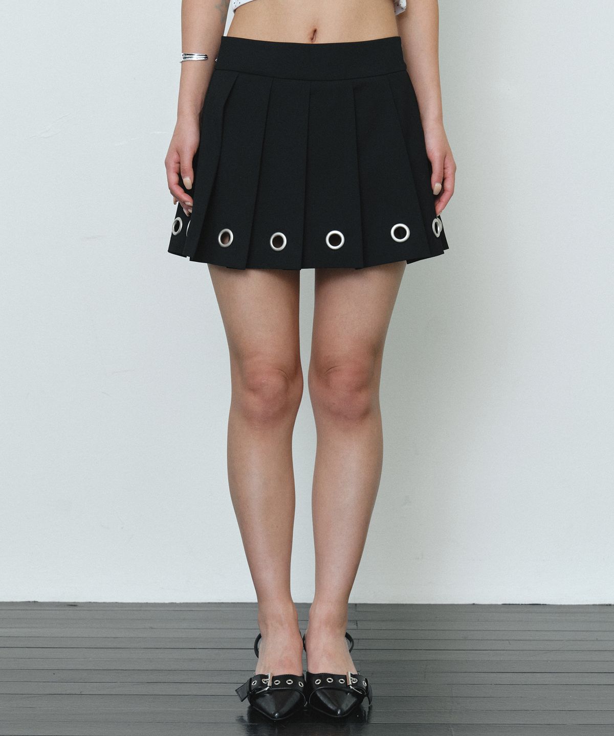 미드나잇 무브(MIDNIGHT MOVE) eyelet skirt (black)