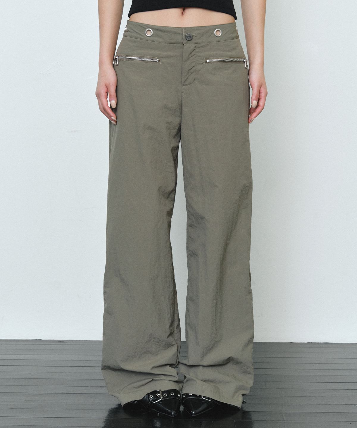 미드나잇 무브(MIDNIGHT MOVE) strap ny pants (khaki)