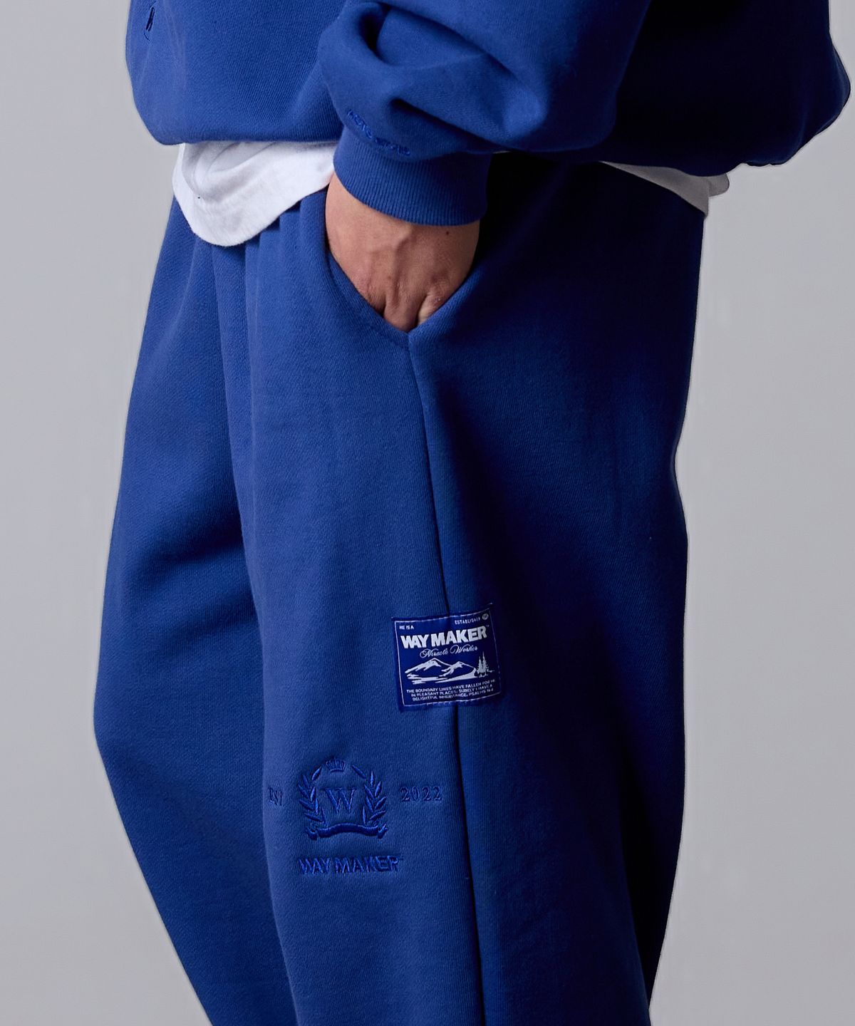 웨이메이커(WAYMAKER) WAYMAKER JESUS OVERSIZED SWEAT PANTS
