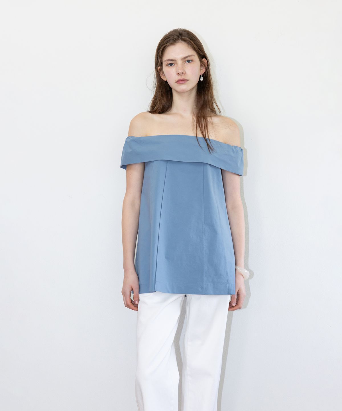 더 릴(THE LILLE) Ruffle Shoulder Blouse_Blue