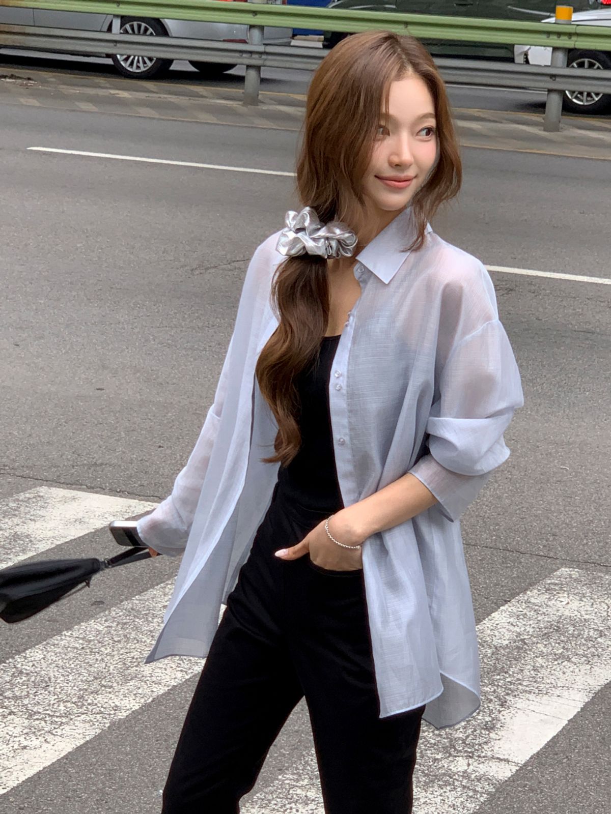 앳코너(ATCORNER) 소프트 그리드 버튼 포인트 시어 셔츠 스카이 블루 AT6SHB016SL