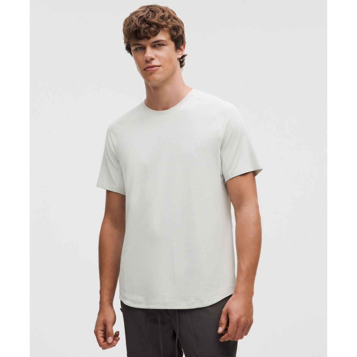룰루레몬(LULULEMON) 라이선스 투 트레인 숏슬리브 셔츠  VPOR
