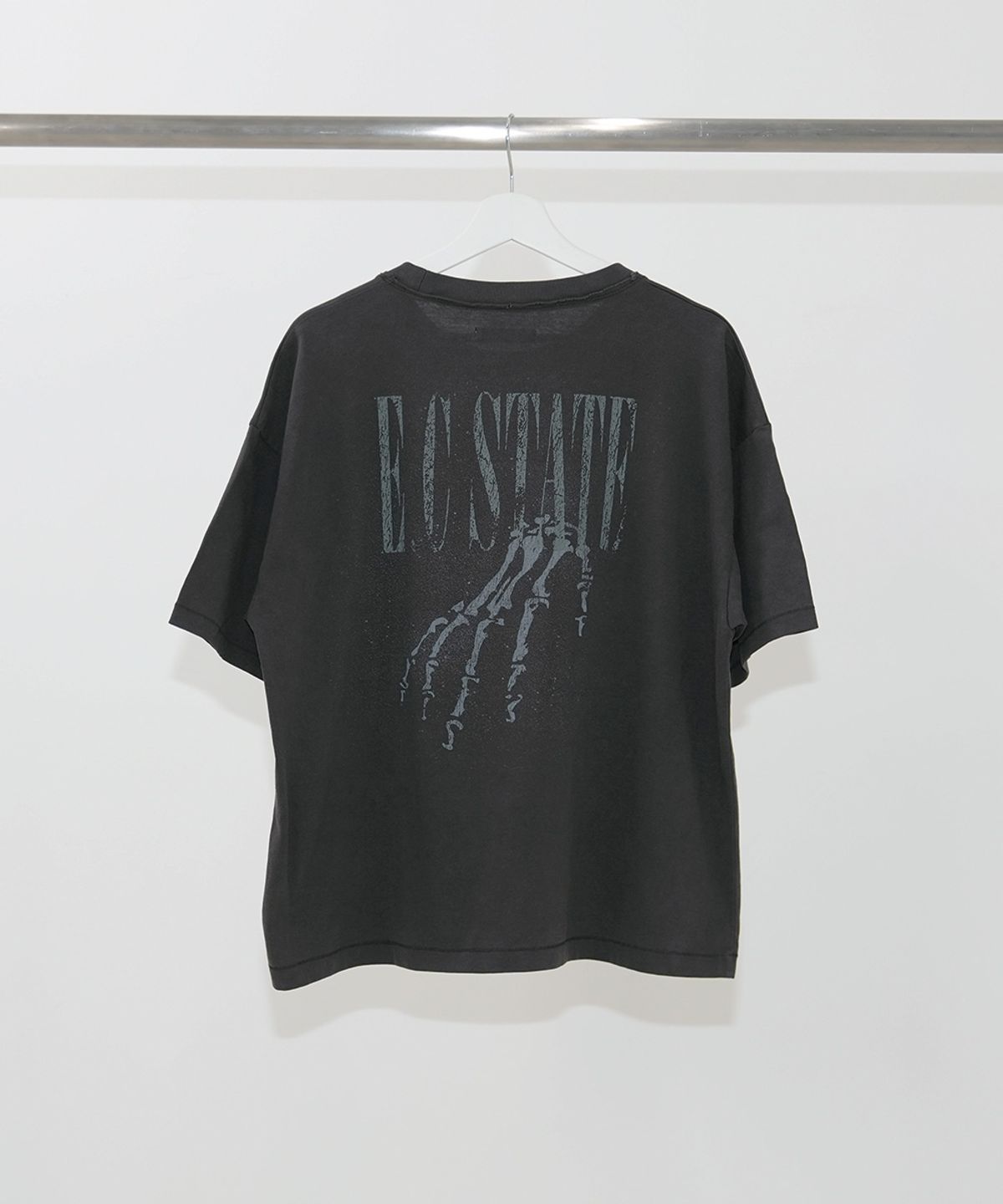 이티씨이(ETCE) BACK SKULL HAND T-SHIRT (BLACK)