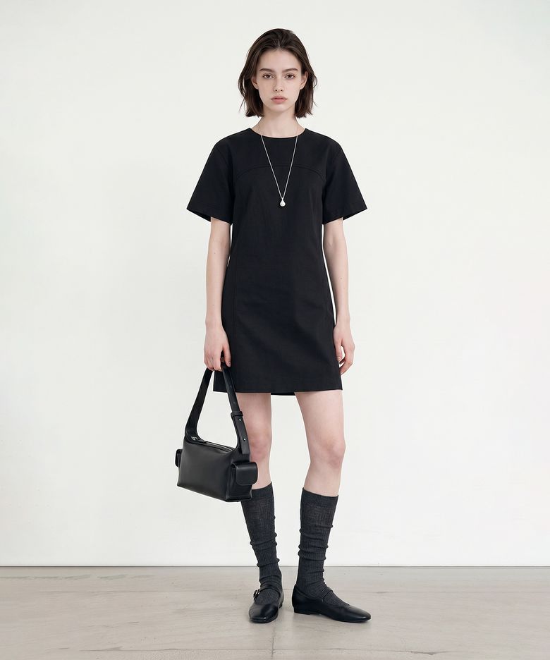 아르멜 오버사이즈 벨티드 미니 드레스_블랙 / ARMELLE OVERSIZED BELTED MINI DRESS _BLACK