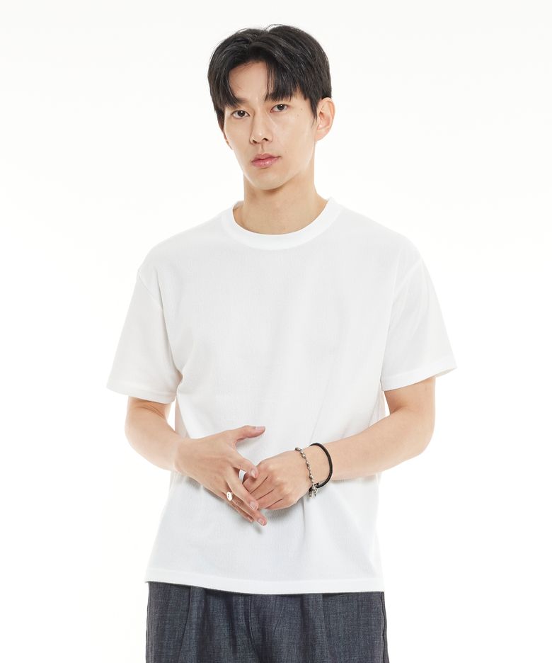 베이직 라운드 반소매 티셔츠 화이트