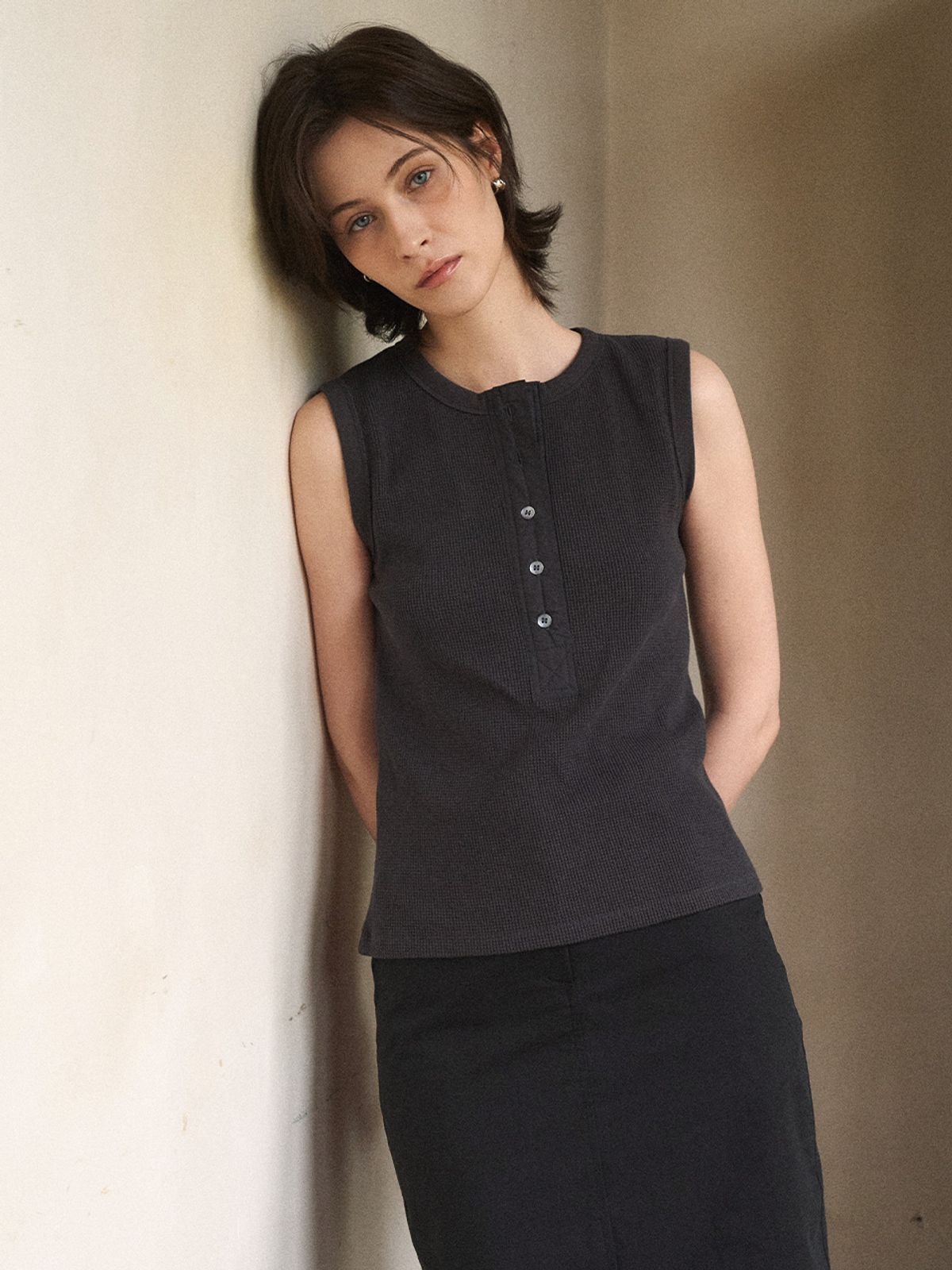 안젤로비안코(ANGELO BIANCO) Arina Henry Neck Sleeveless_3color