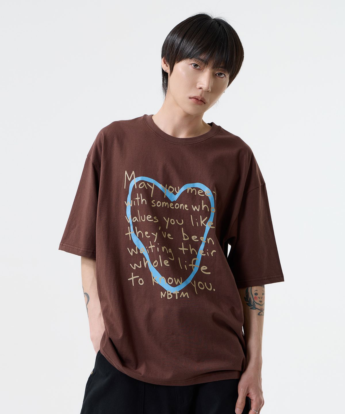 낫띵이즈베럴댄미(NOTHINGISBETTERTHANME) LOVE MESSAGE TEE_brown