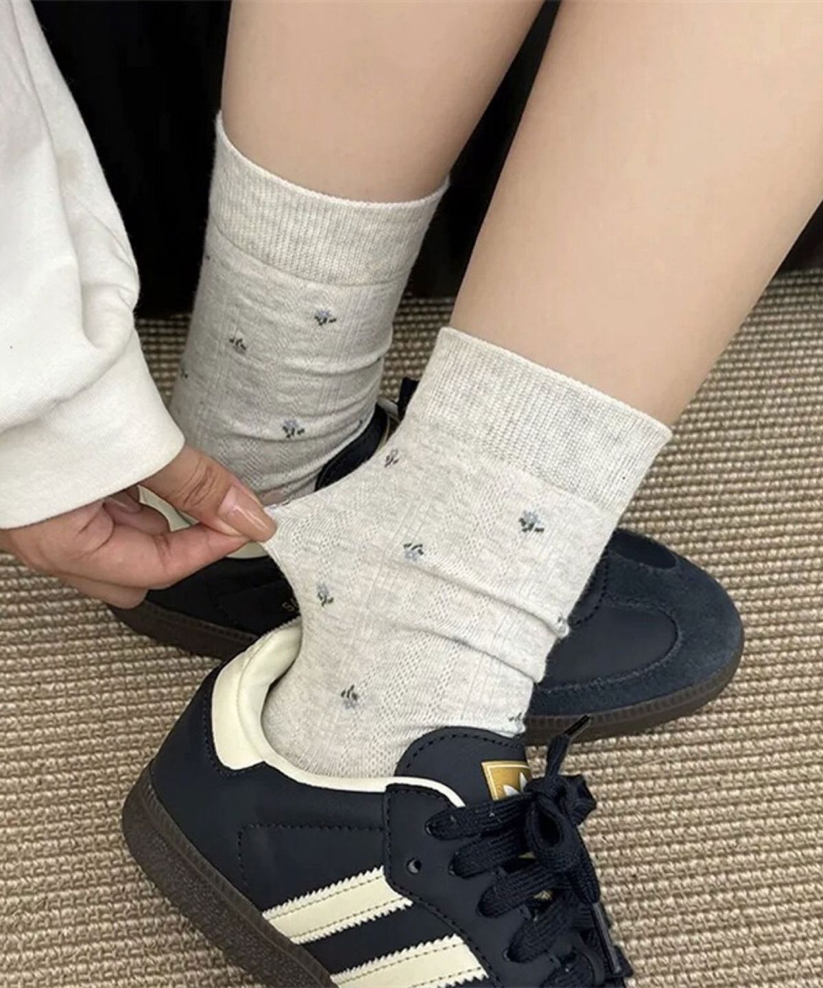 엔젤삭스(ANGEL SOCKS) [2개 세트] 1328 꽃 패션 여성 시스루 회색 양말 socks
