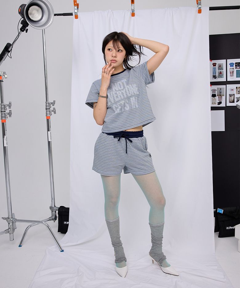 Not everyone stripe set-up short pants (Skyblue)