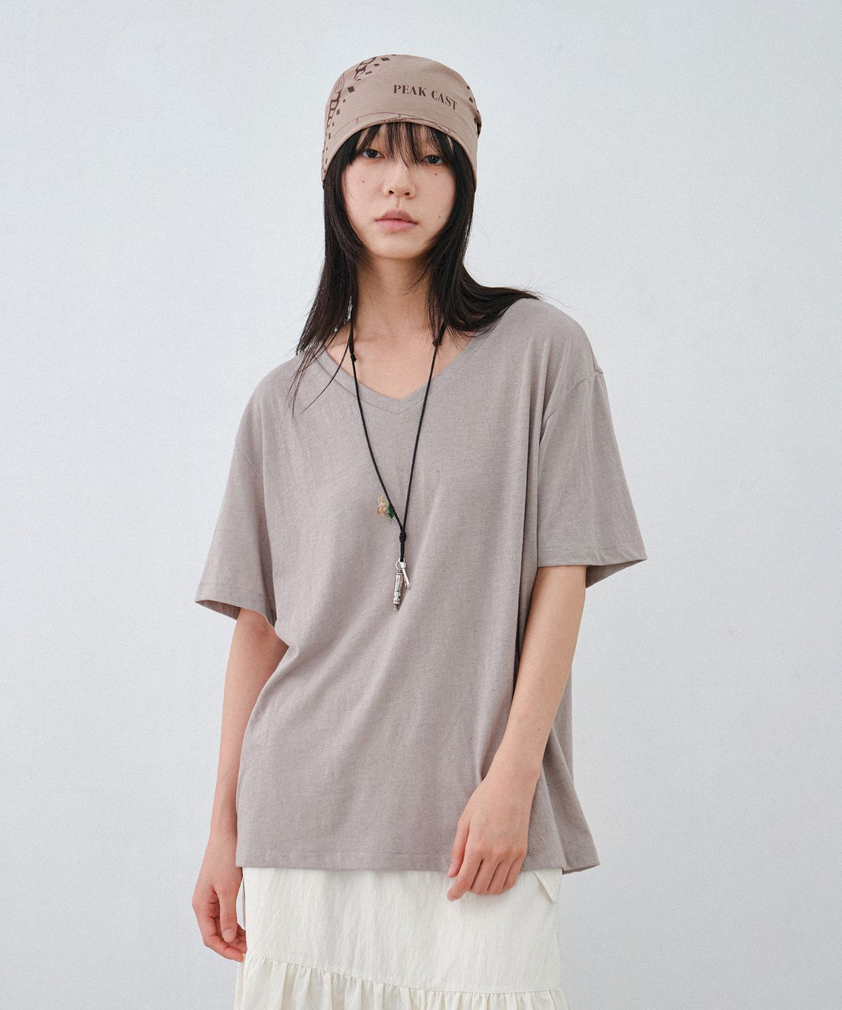 힐리먼트(HELEMENT) 여성 V넥 반팔티 (BEIGE)