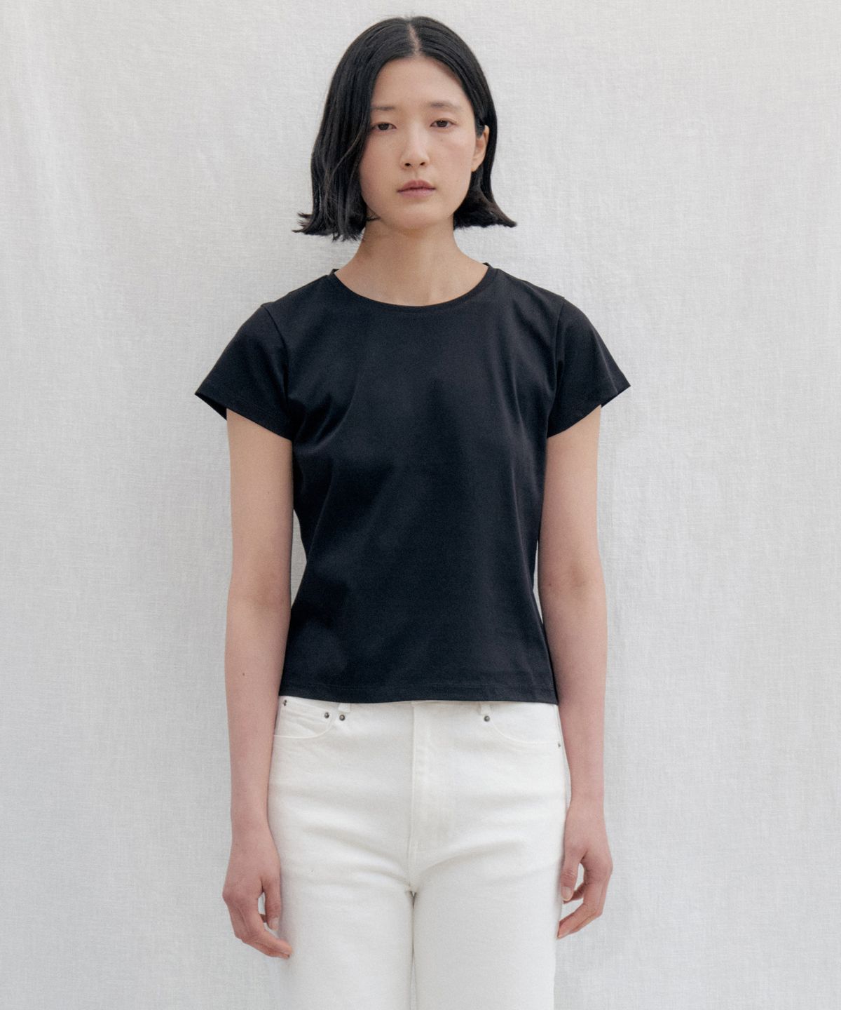 스텝어라운드(STEP AROUND) Silket Cotton Half Tee_BLACK
