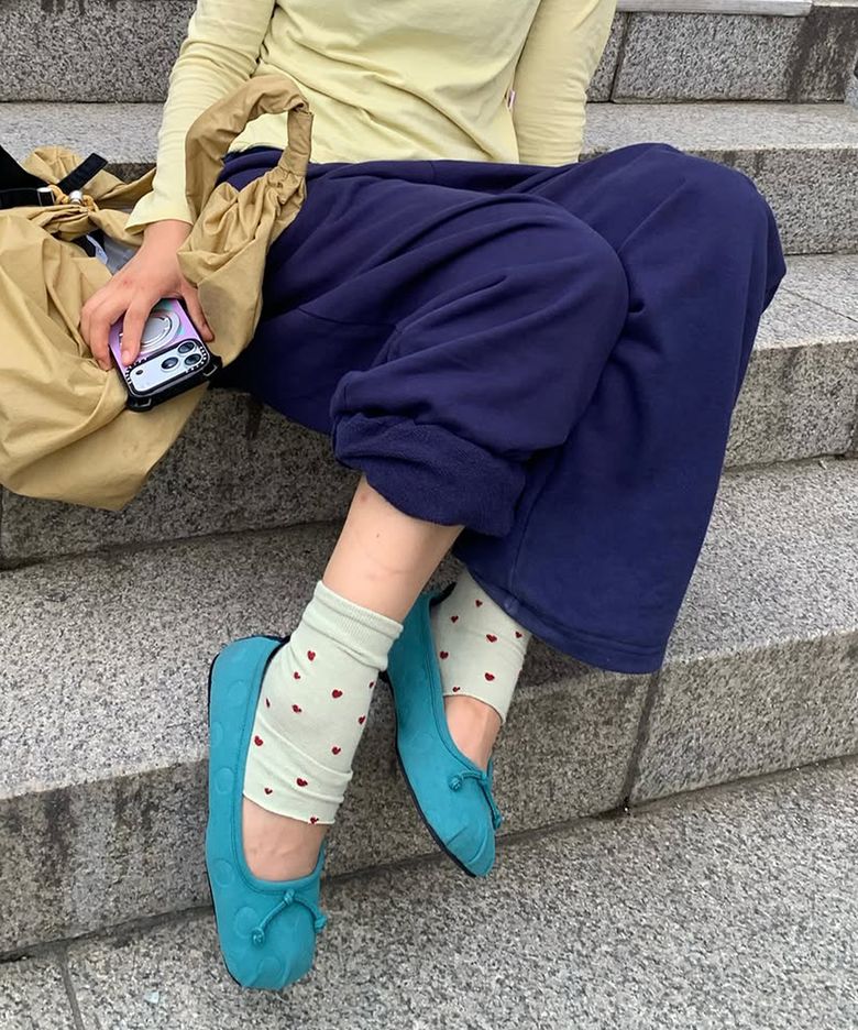 DOT SQUARE FLATS-TEAL BLUE