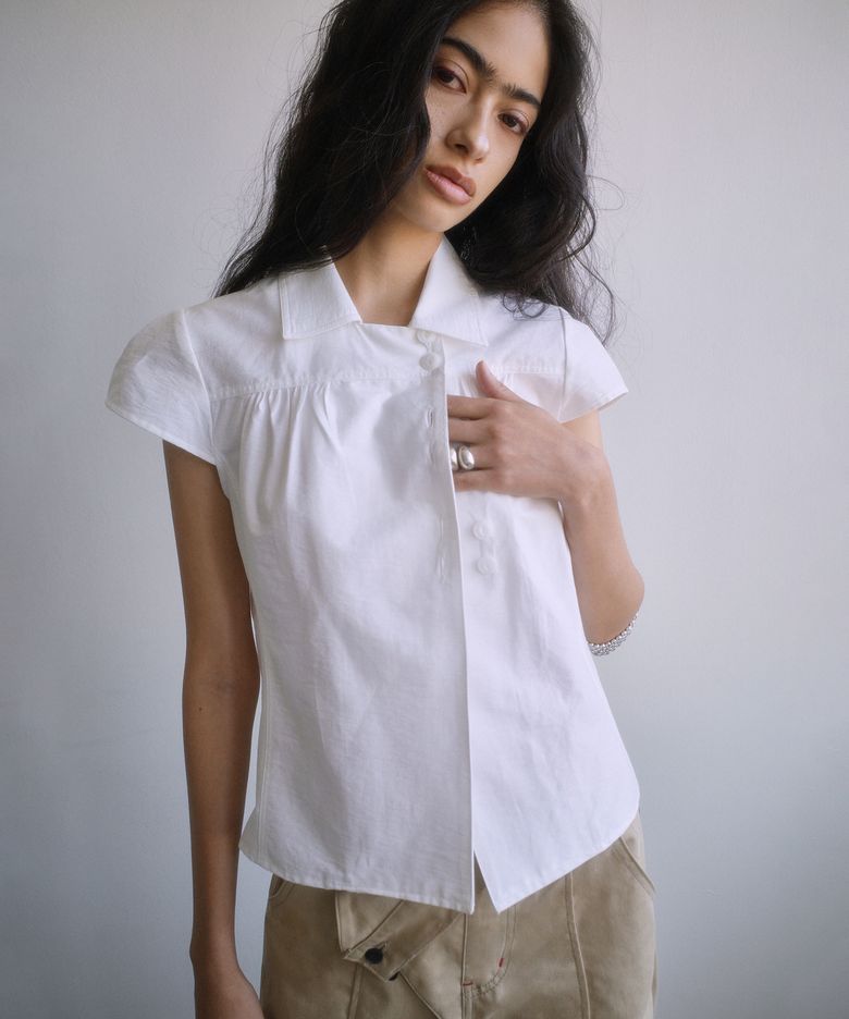 WRAP BUTTON CAP SLEEVE BLOUSE-IVORY