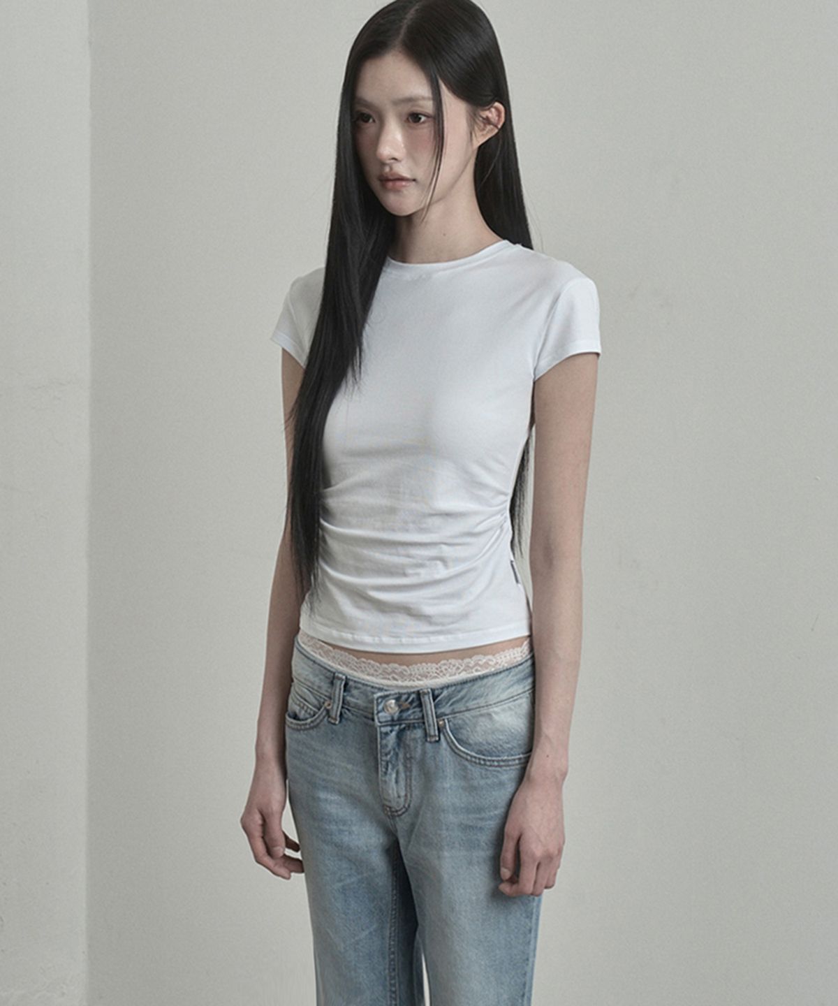 이네기(INEGI) Drape Silket Top (white)