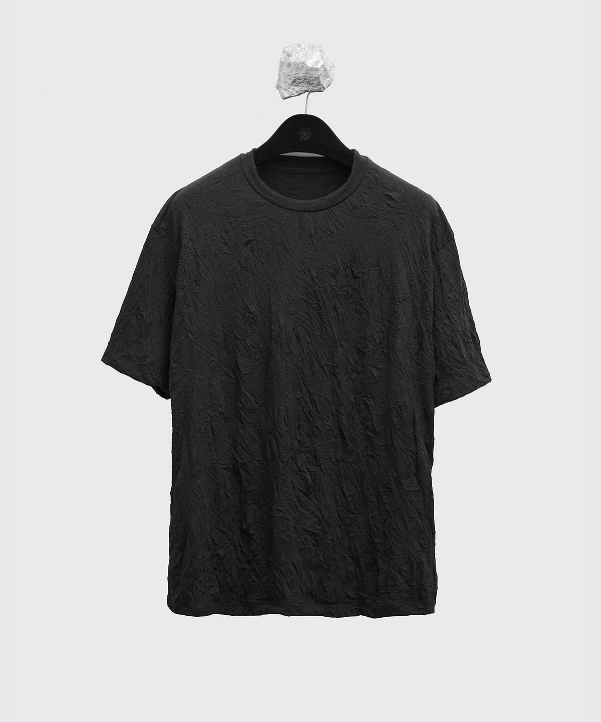 유스(YOUTH) Creased Round Neck H/S T-shirt - Black