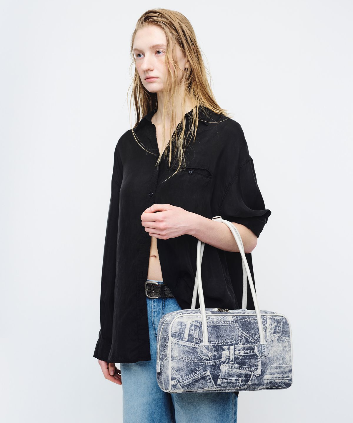 마지셔우드(MARGESHERWOOD) SOFT BOSTON PIPING_light grey printed suede+crinkle