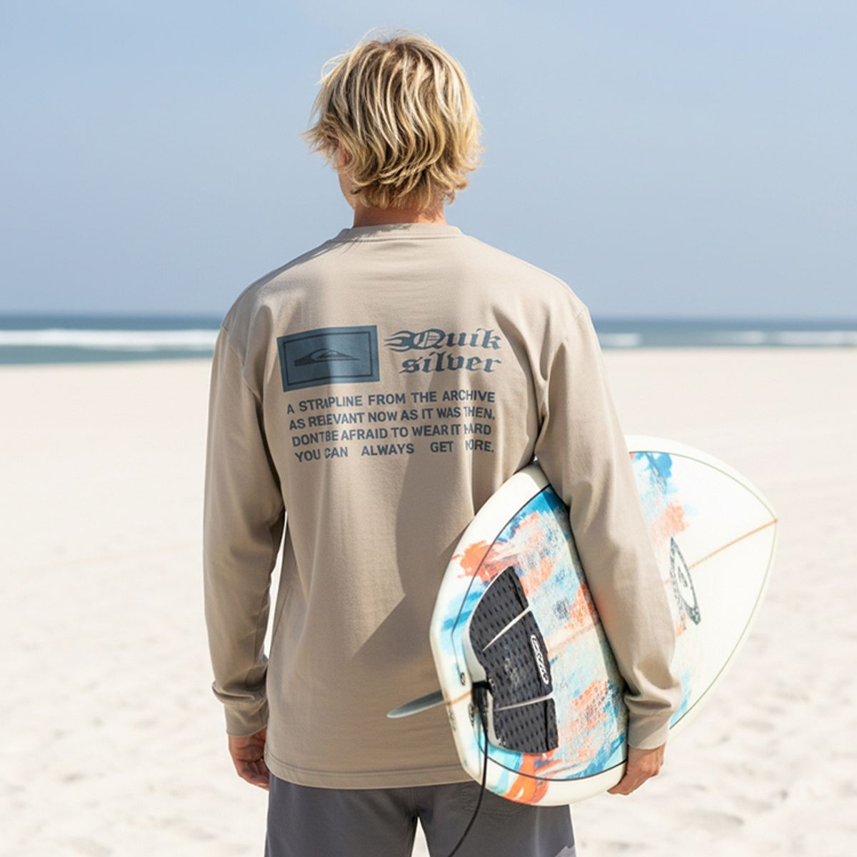퀵실버(QUIKSILVER) 남성 루즈핏 래쉬가드 QS1149KMT