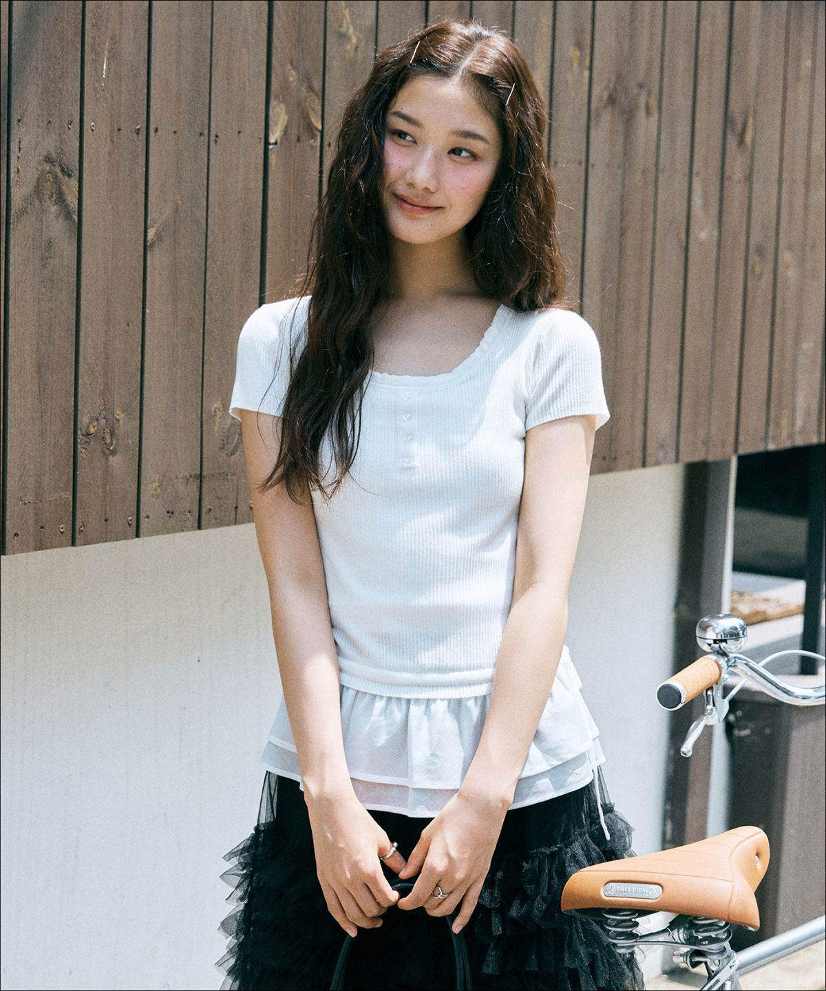미쏘(MIXXO) 프릴 레이어드 반팔 니트 MIWKAG91QT
