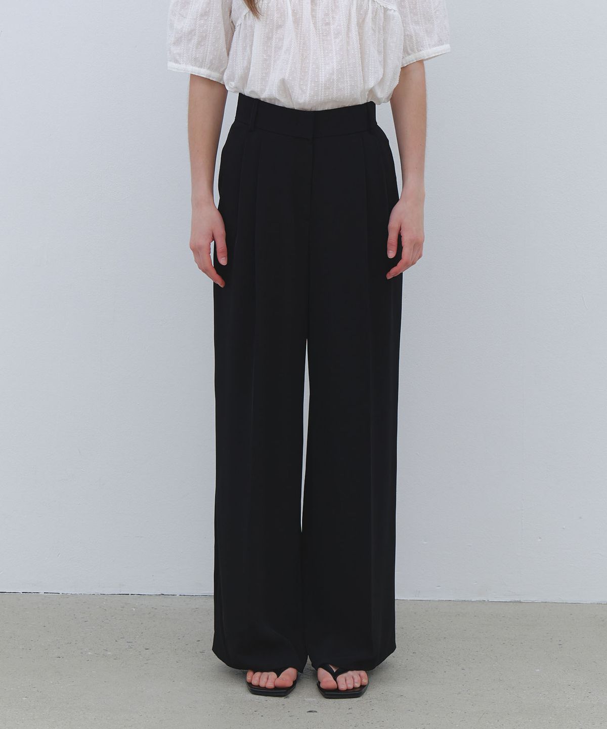 클루니(CLUNY) Soft Drape Wide Pants - black