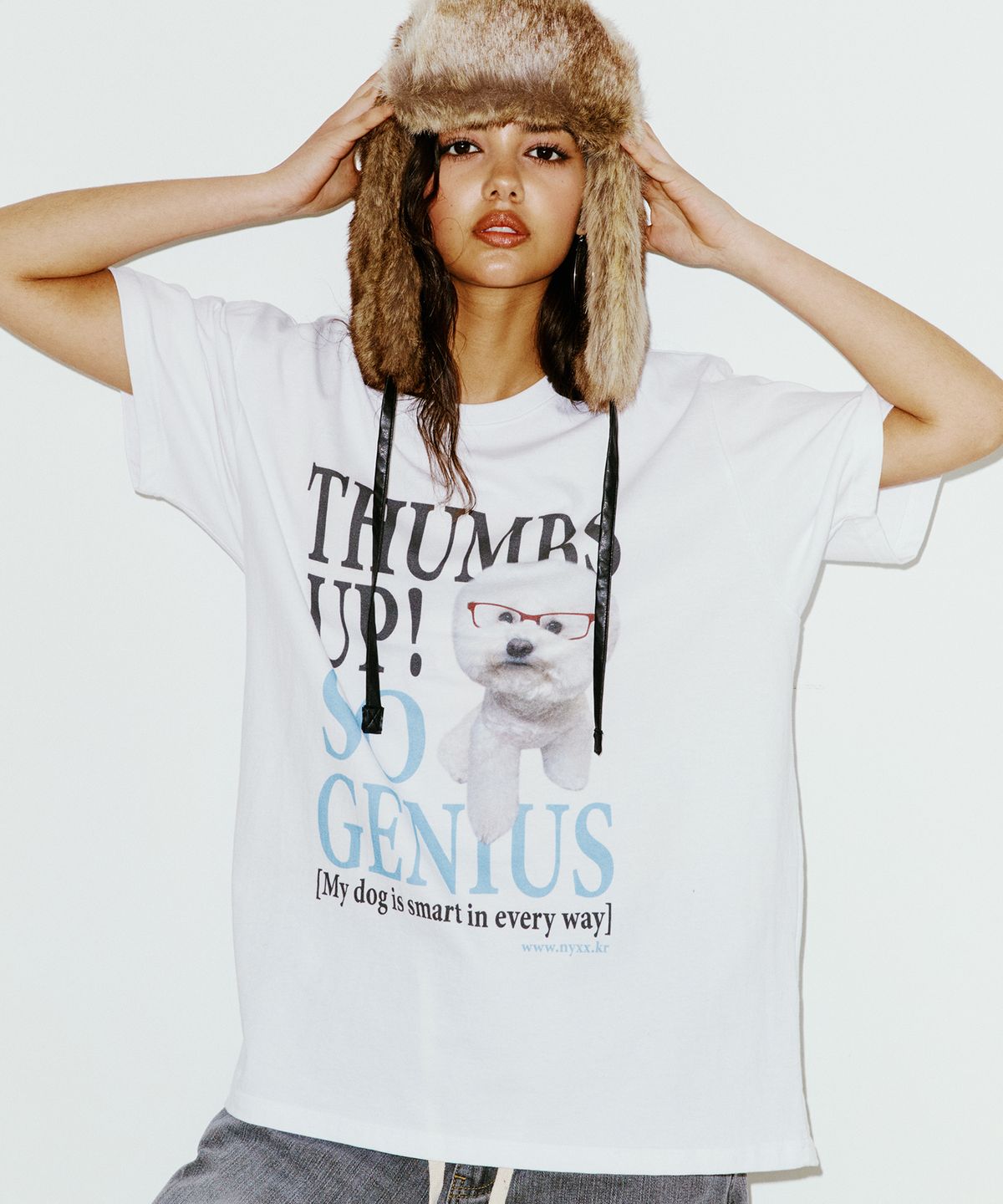엔와이엑스엑스(NYXX) GENIUS PUPPY TEE WHITE