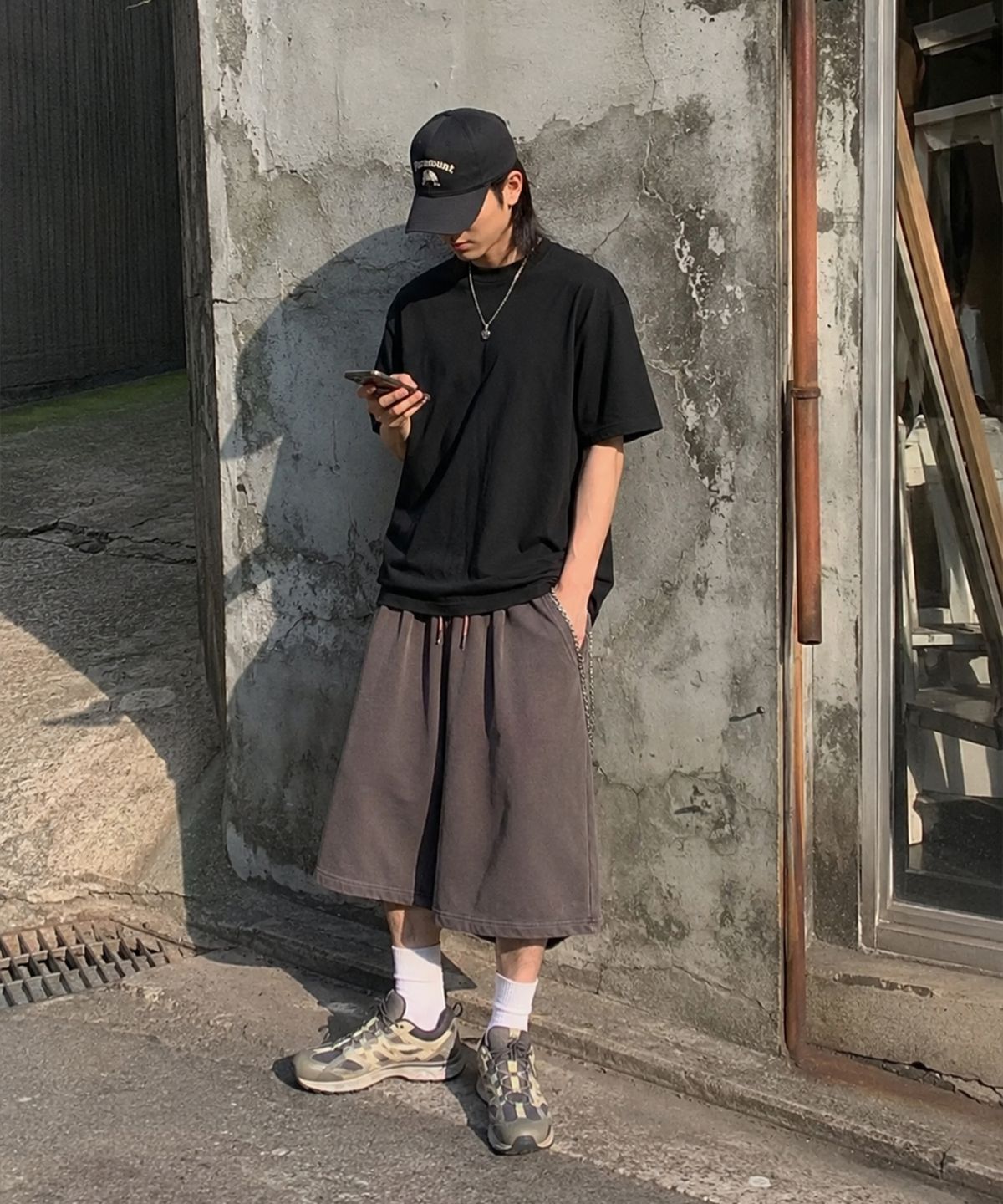 613서울(613SEOUL) 헤르티지 피그먼트 와이드 버뮤다 팬츠 (브라운)