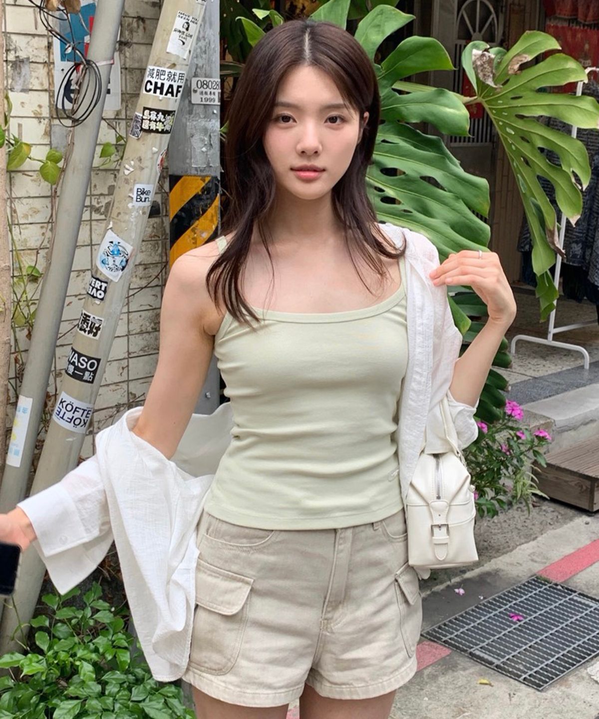 썸웨어버터(SOMEWHEREBUTTER) Basic Wappen Sleeveless - Melon